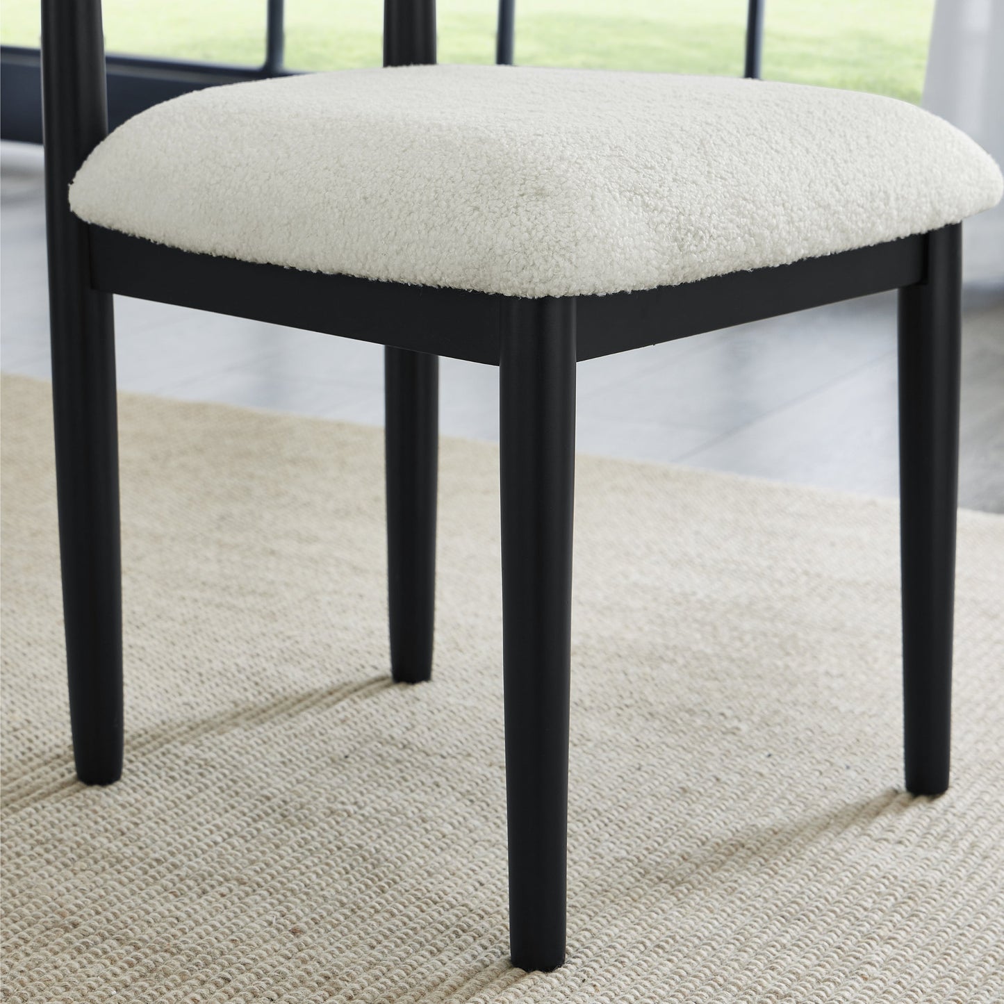 Roundhill Furniture Henriet 5-Piece Round Dining Set, Pedestal Dining Table with 4 Stylish Chairs, Black