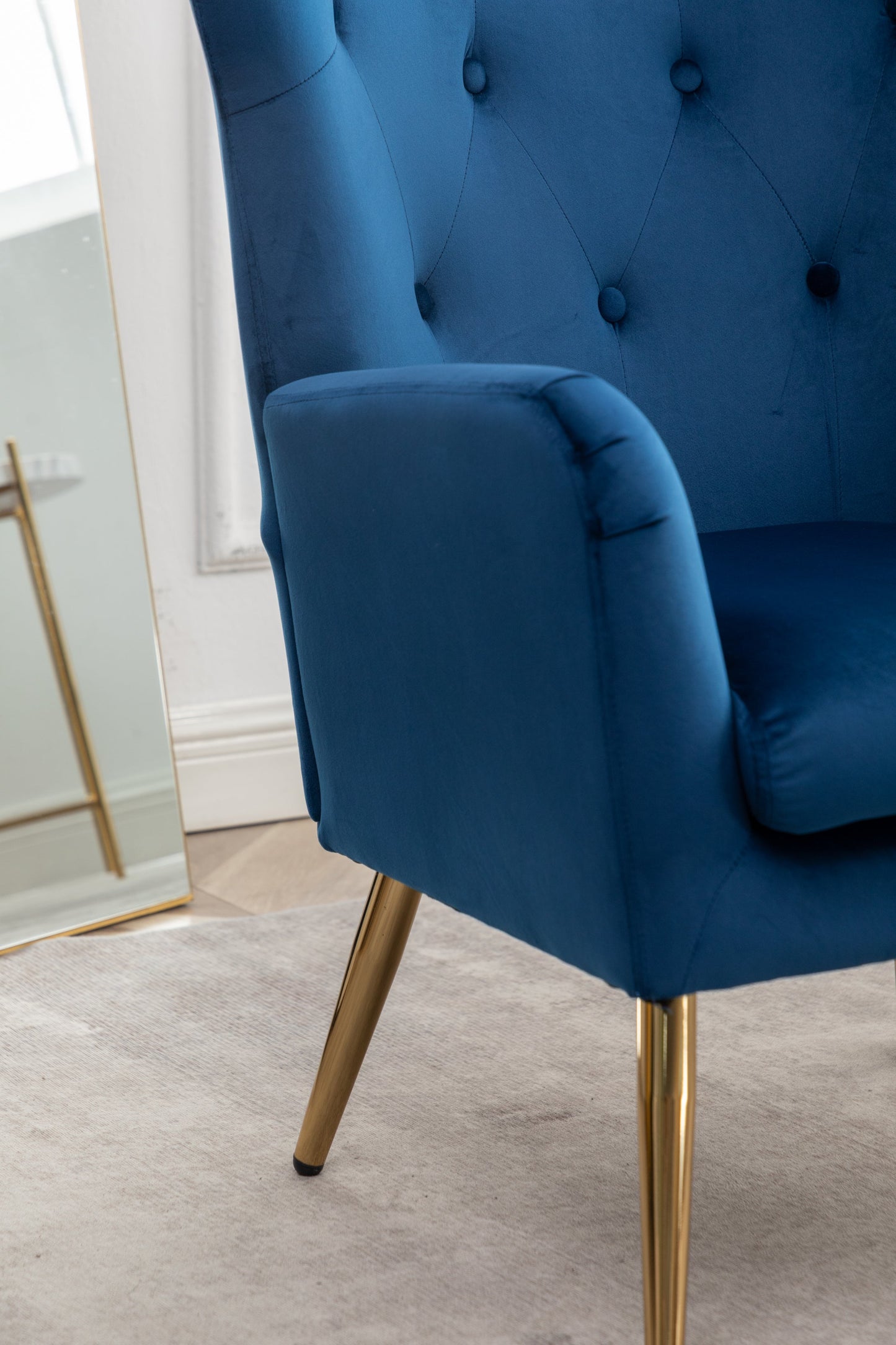 Roundhill Furniture Sovarol Velvet Button-Tufted Wing Back Accent Chair