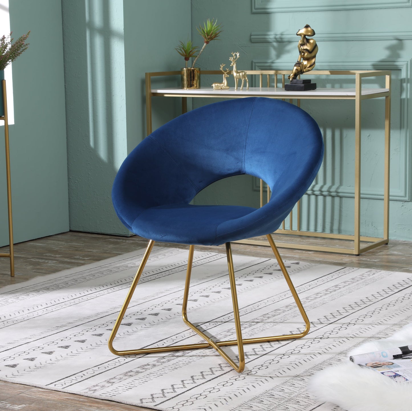 Roundhill Furniture Slatina Silky Velvet Upholstered Accent Chair