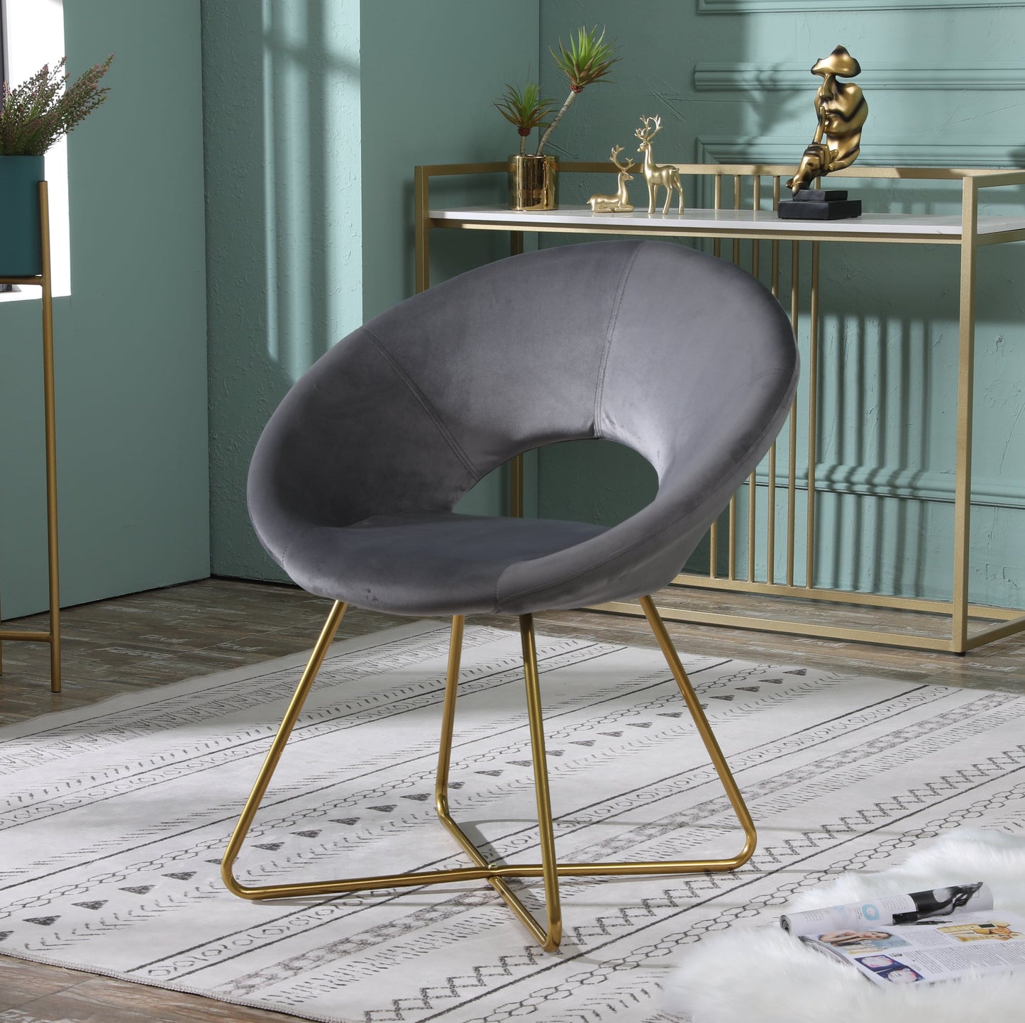 Roundhill Furniture Slatina Silky Velvet Upholstered Accent Chair