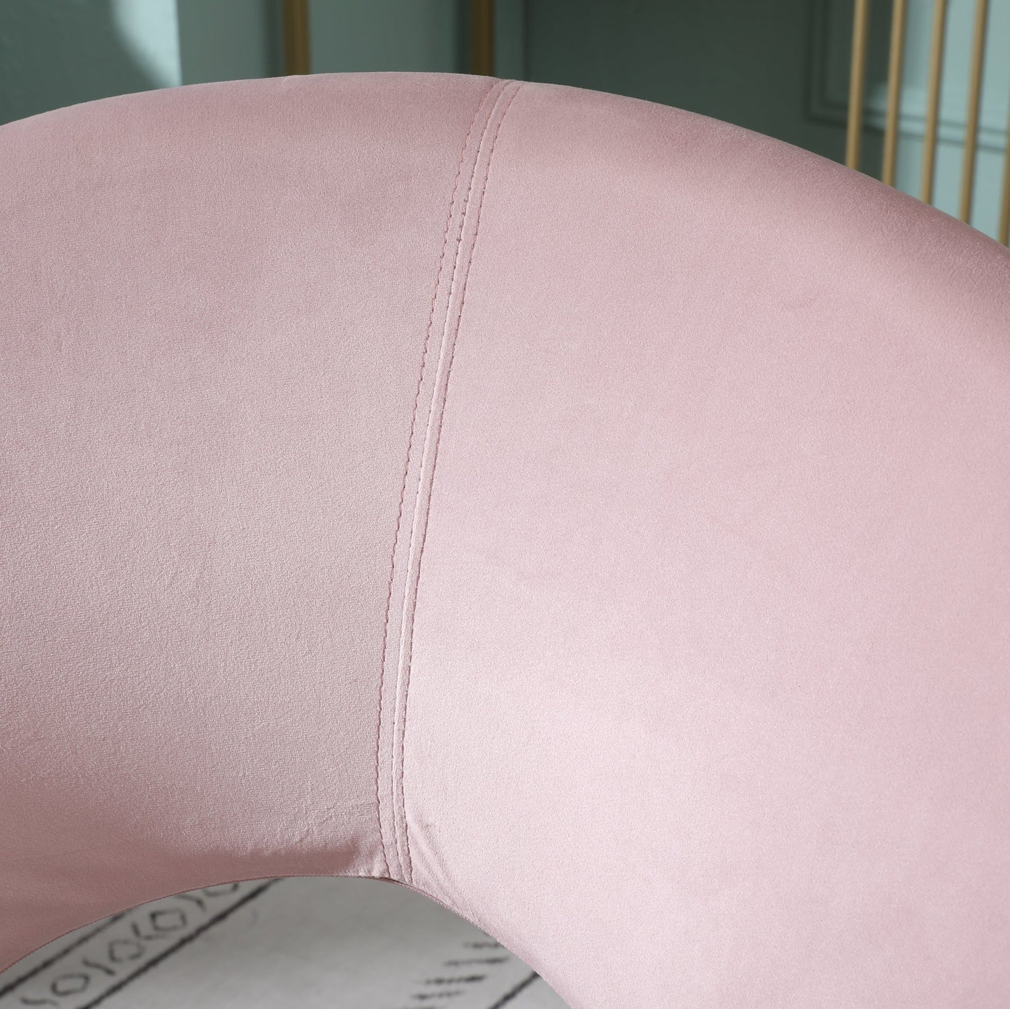 Roundhill Furniture Slatina Silky Velvet Upholstered Accent Chair