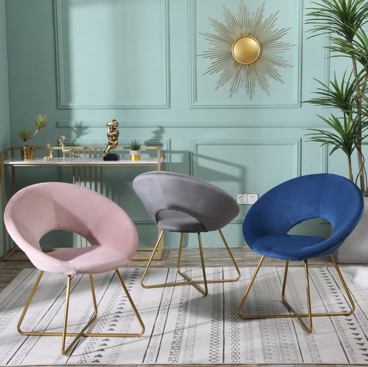 Roundhill Furniture Slatina Silky Velvet Upholstered Accent Chair