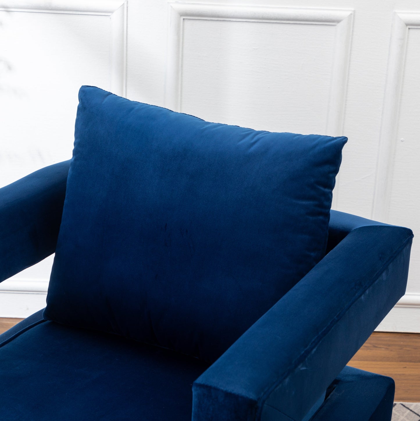 Roundhill Furniture Lenola Contemporary Upholstered Accent Arm Chair