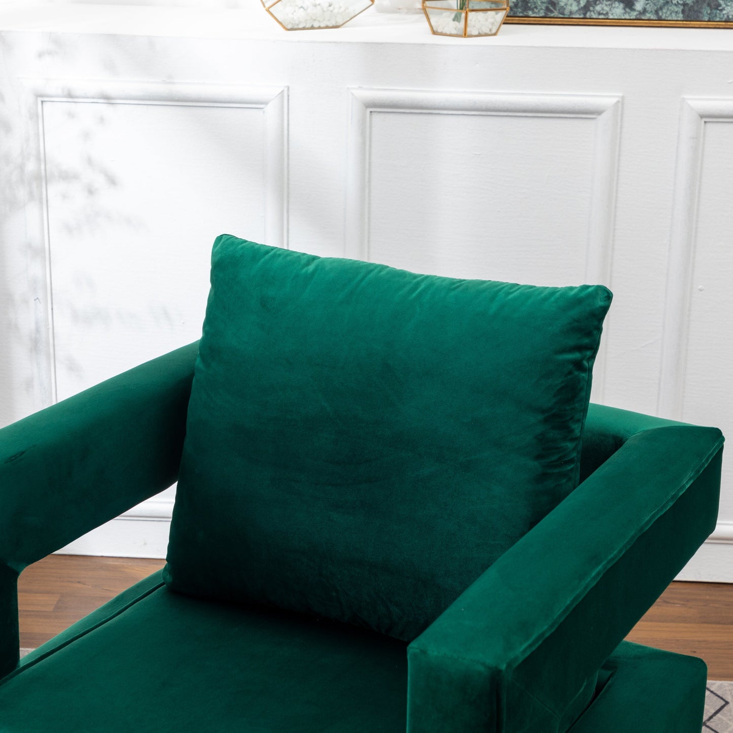 Roundhill Furniture Lenola Contemporary Upholstered Accent Arm Chair