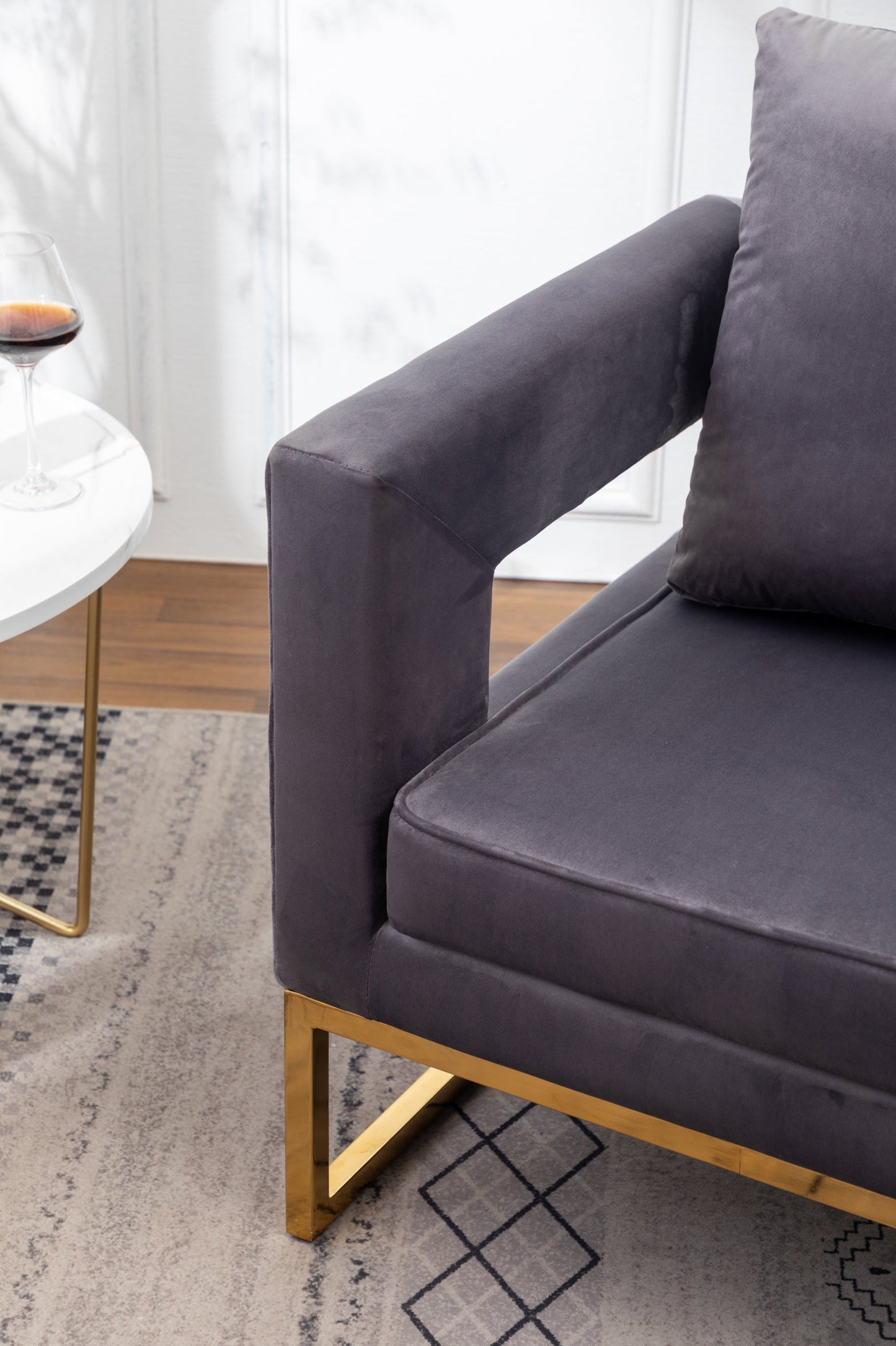 Roundhill Furniture Lenola Contemporary Upholstered Accent Arm Chair