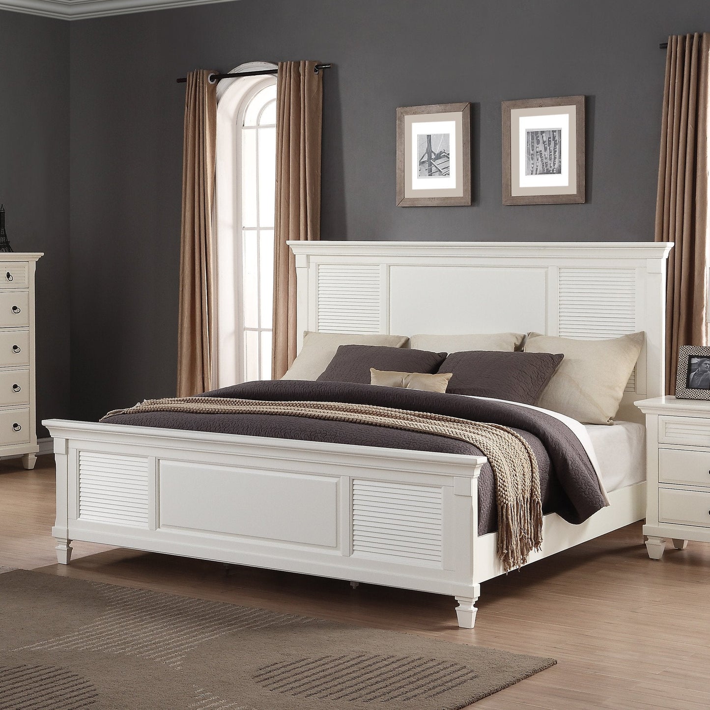 Regitina Contemporary White Wood Panel Bed
