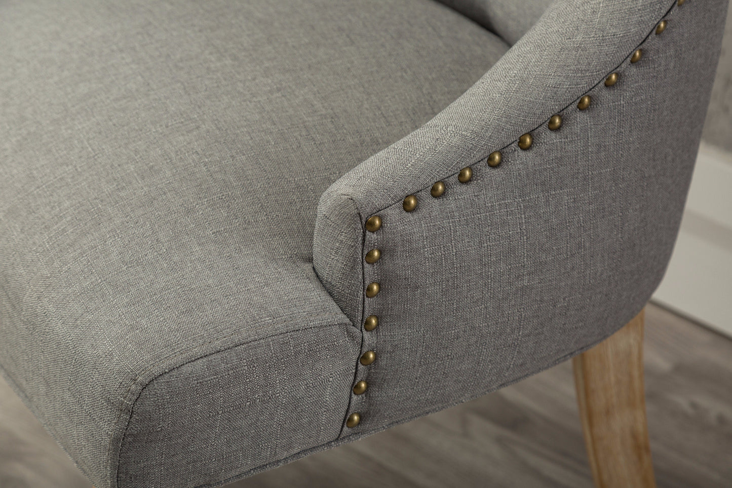 Roundhill Furniture Button Tufted Solid Wood Wingback Hostess Chairs with Nailheads, Set of 2