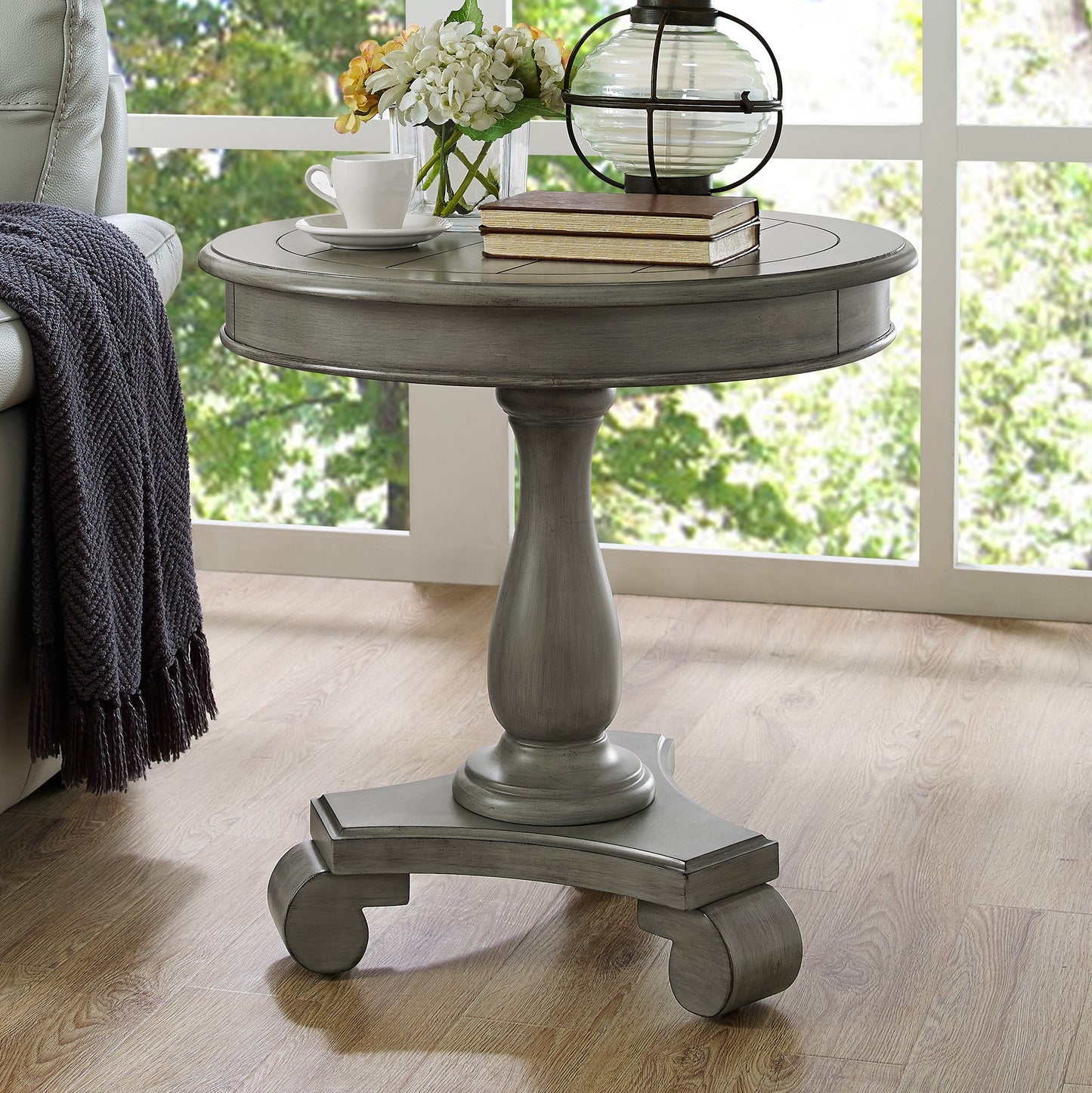 Roundhill Furniture Rene Round Wood Pedestal Side Table