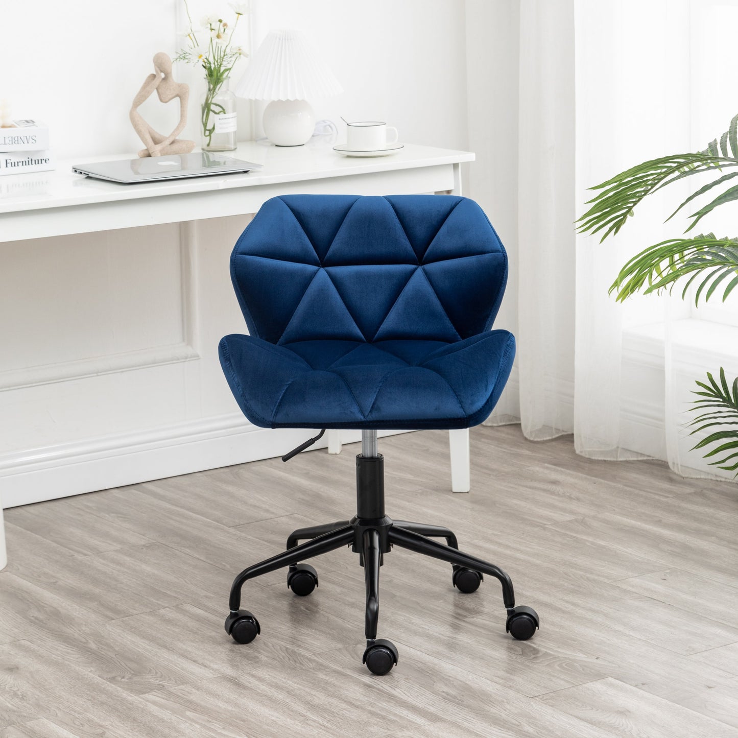 Roundhill Furniture Eldon Diamond Tufted Adjustable Swivel Office Chair