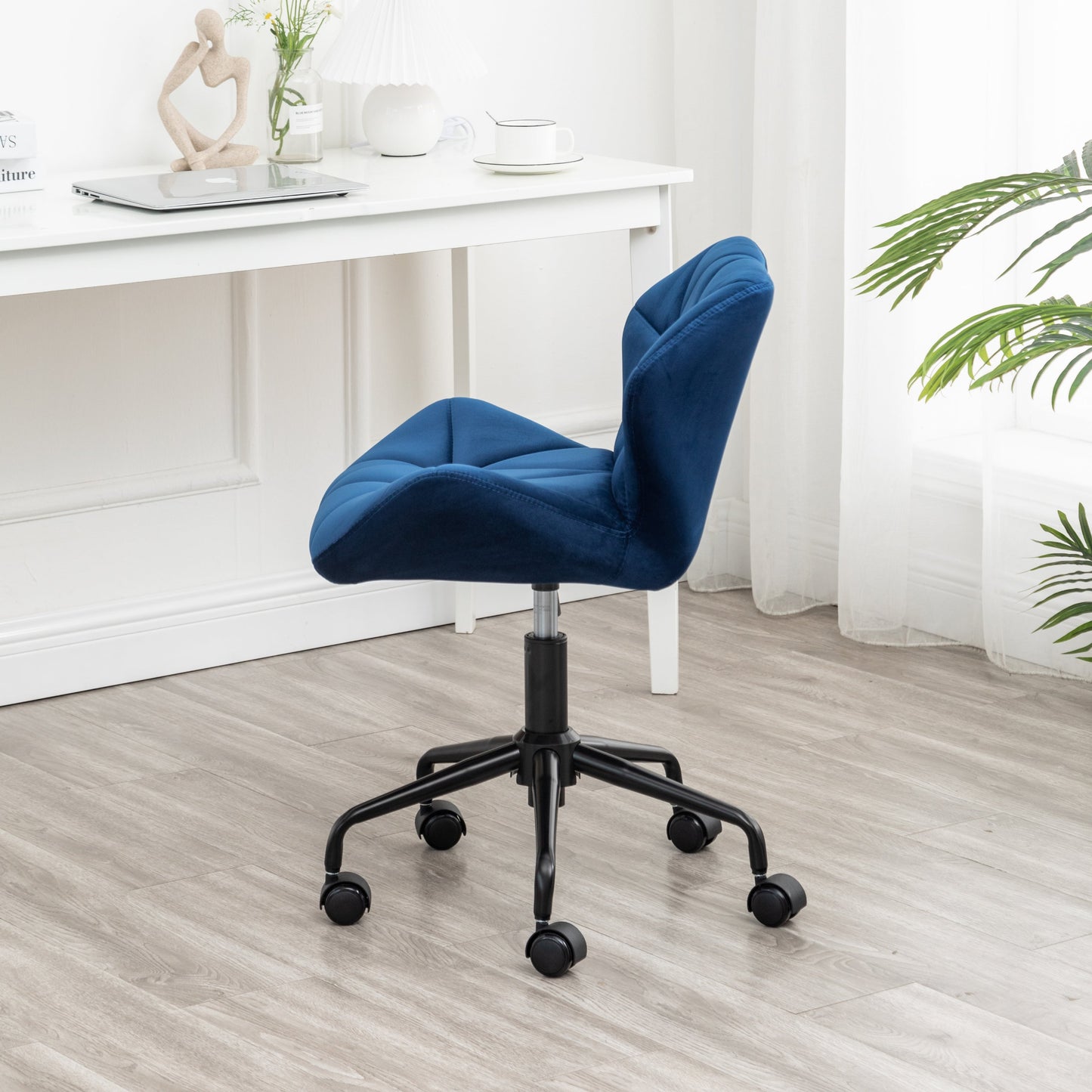 Roundhill Furniture Eldon Diamond Tufted Adjustable Swivel Office Chair