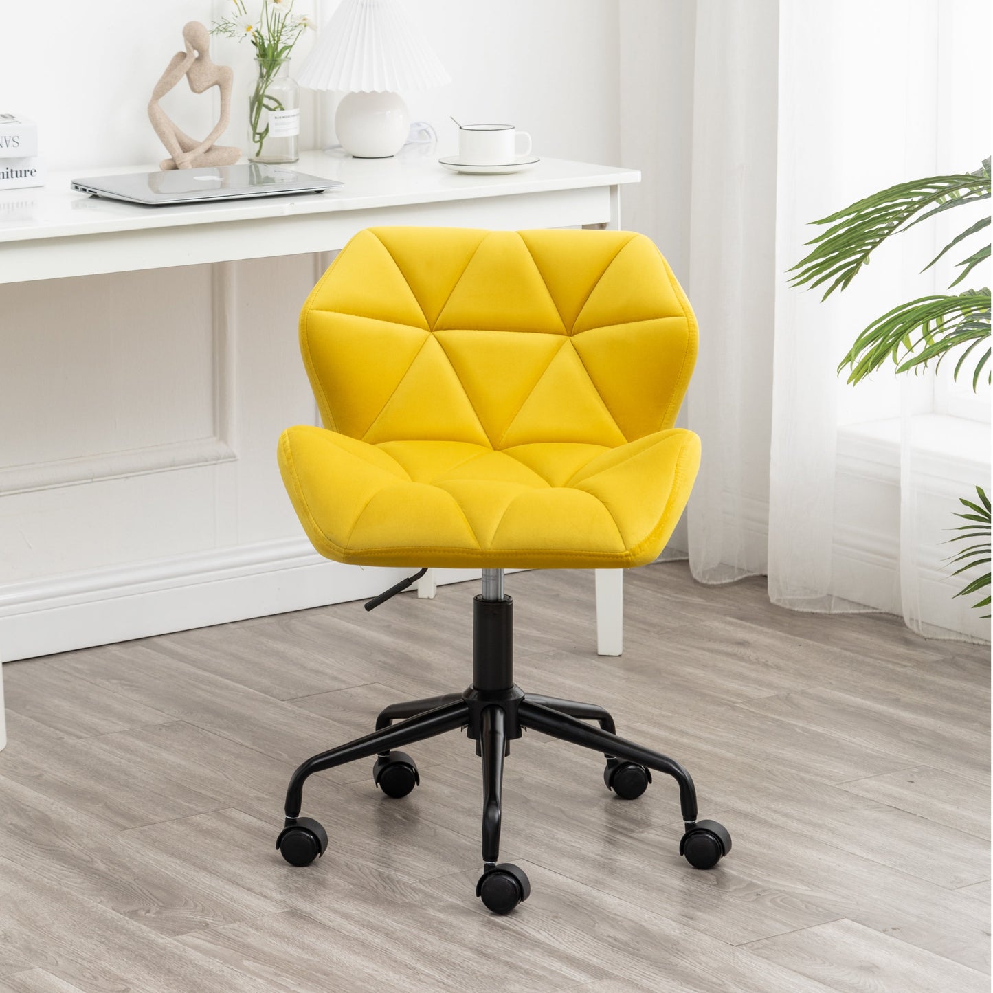 Roundhill Furniture Eldon Diamond Tufted Adjustable Swivel Office Chair