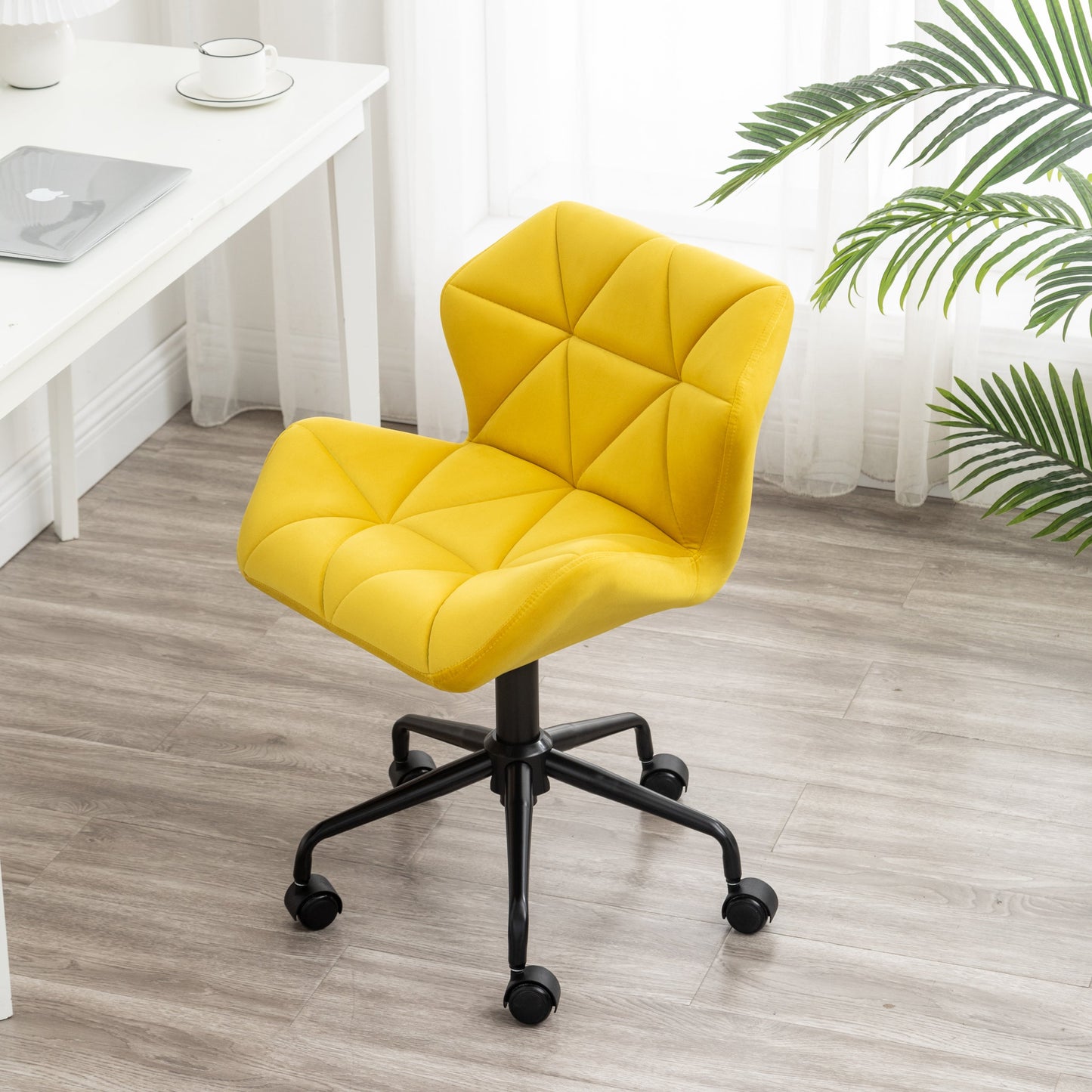 Roundhill Furniture Eldon Diamond Tufted Adjustable Swivel Office Chair