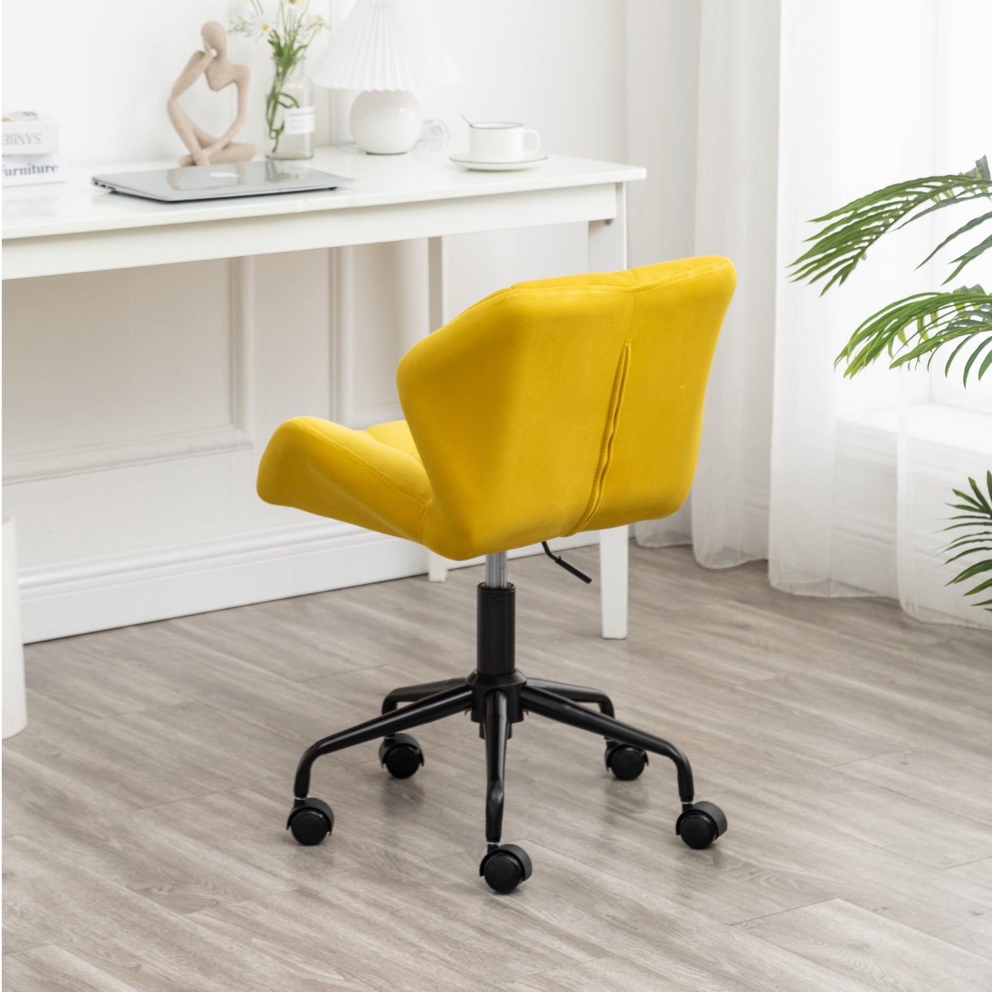Roundhill Furniture Eldon Diamond Tufted Adjustable Swivel Office Chair