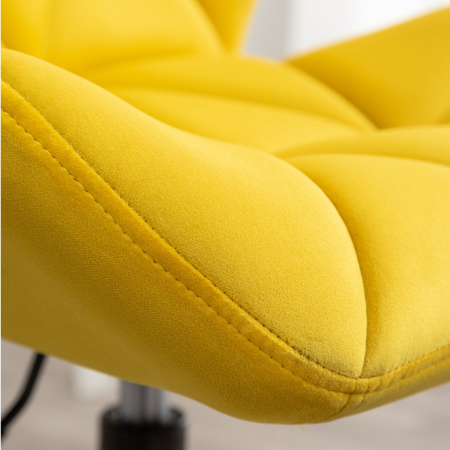Roundhill Furniture Eldon Diamond Tufted Adjustable Swivel Office Chair