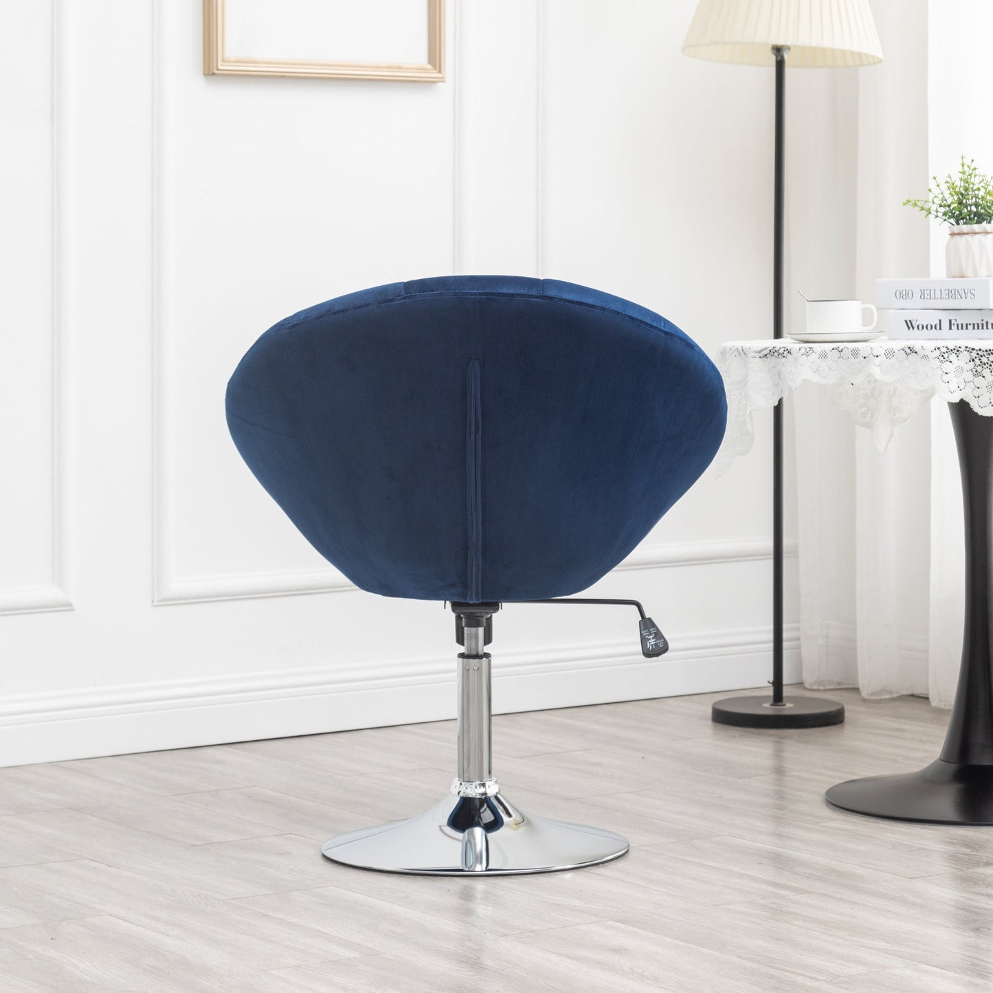 Roundhill Furniture Noas Velvet Upholstered Tufted Back Swivel Accent Chair