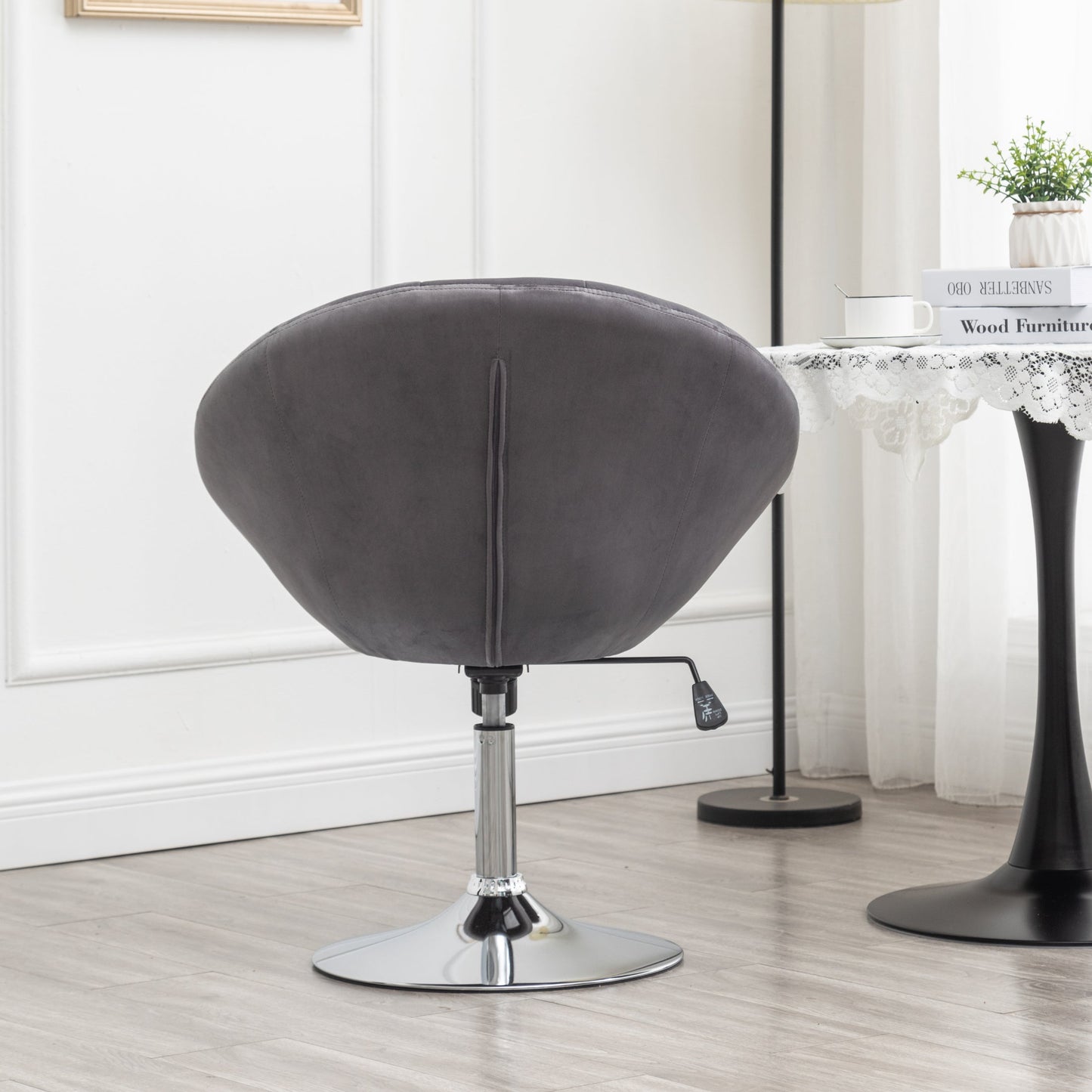 Roundhill Furniture Noas Velvet Upholstered Tufted Back Swivel Accent Chair